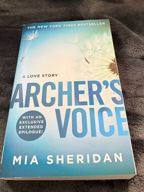Archer's Voice by Mia Sheridan - Blue Gradient Paperback